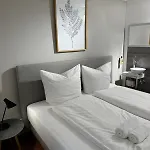 City Alsterlake Apartment
