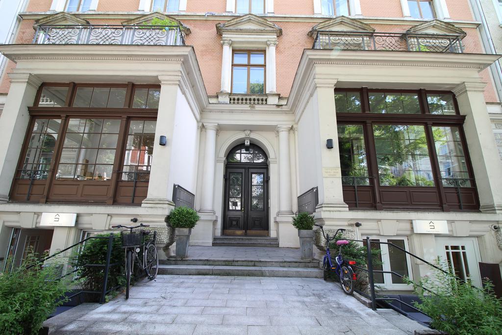 The Appartement *